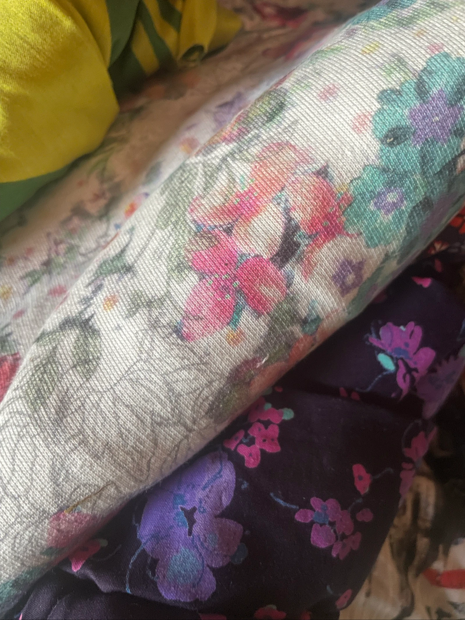 Large fabric scrap of your choice – photo 3